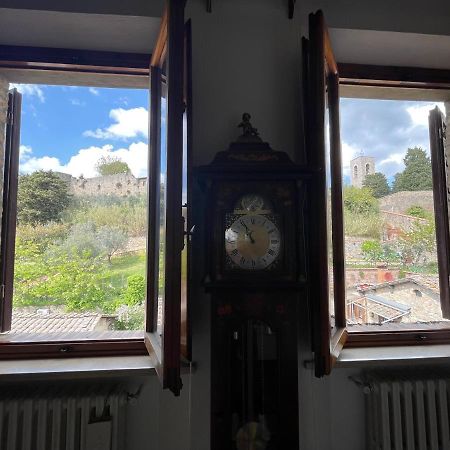 Casa Femi Apartment San Gimignano Bagian luar foto