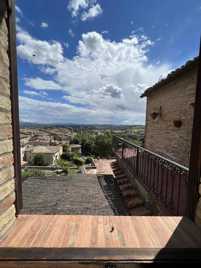 Casa Femi Apartment San Gimignano Bagian luar foto