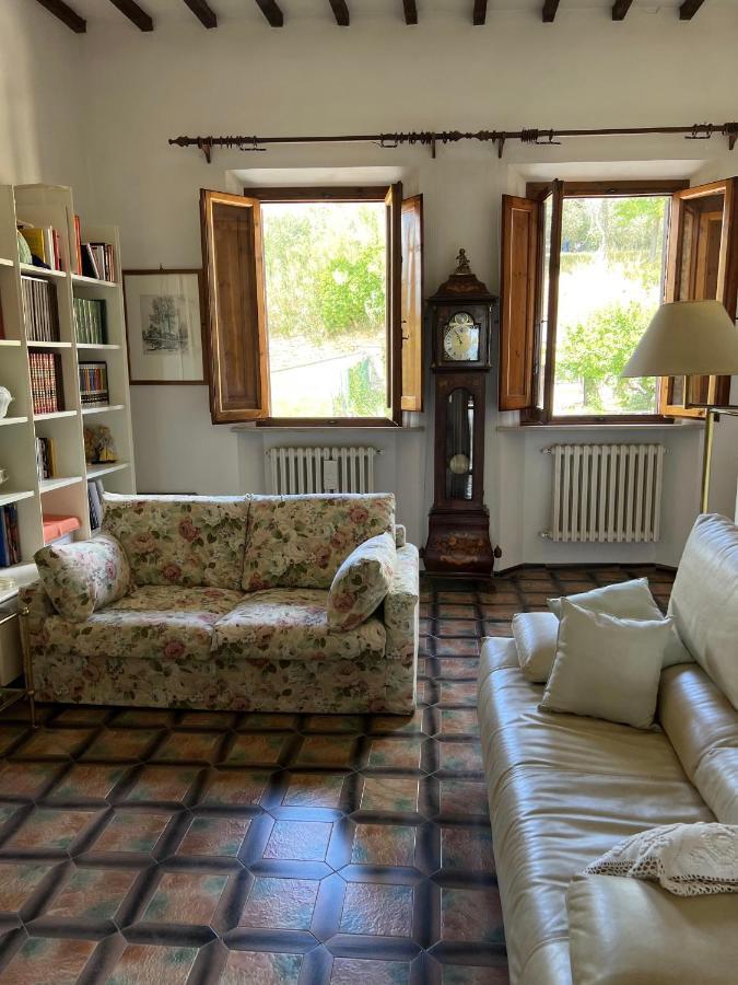 Casa Femi Apartment San Gimignano Bagian luar foto