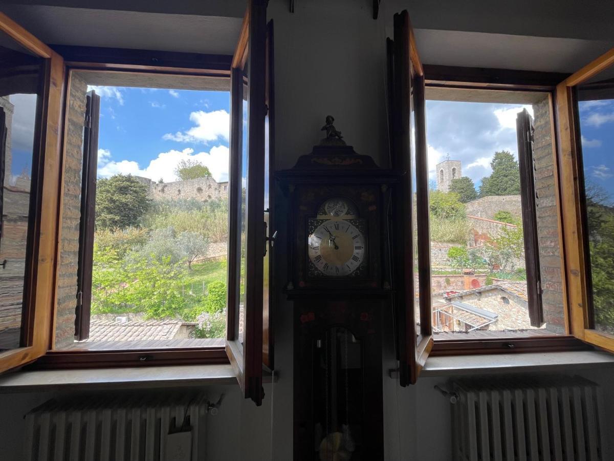 Casa Femi Apartment San Gimignano Bagian luar foto